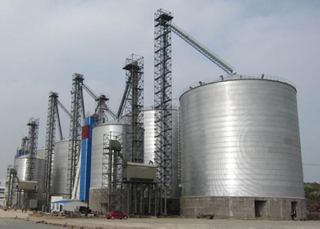 祁阳大型钢板库构造参数及水泥储存质量